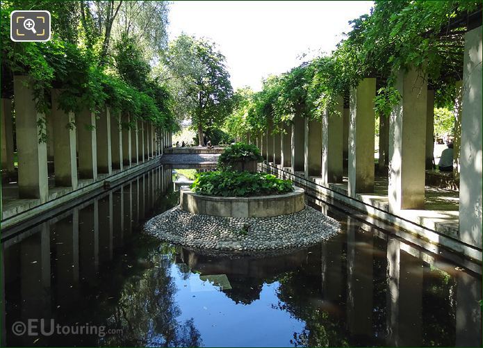 Plant island at Jardin Romantique