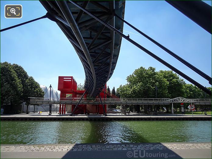 Pont Galerie de l'Ourcq footbridge