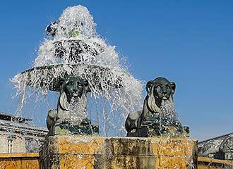 Fontaine aux Lions de Nubie in Parc de la Villette