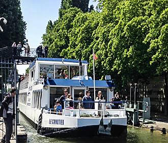 Paris Canal Canal Saint-Martin cruises