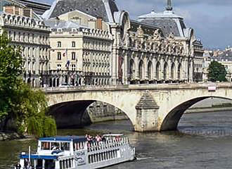 Paris Canal River Seine cruises