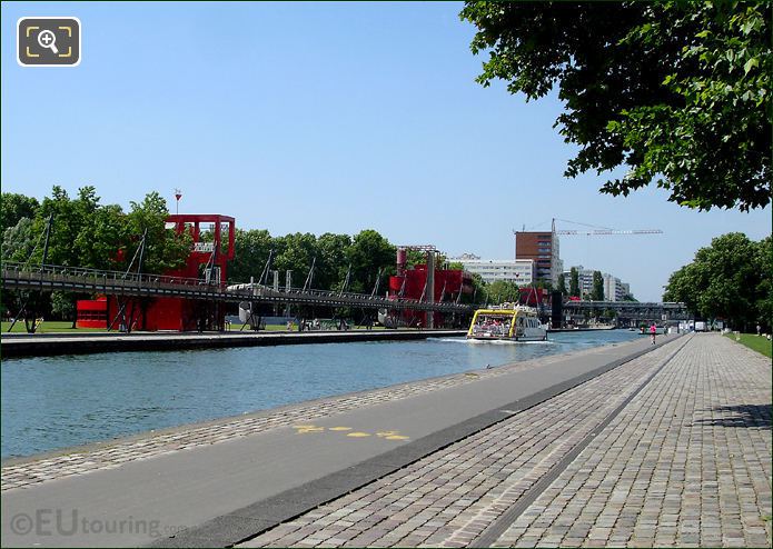 Canauxrama on Canal De l'Ourcq