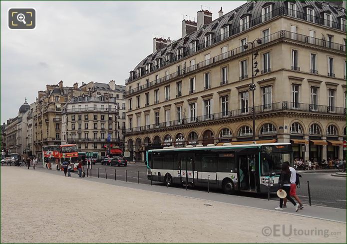 RATP bus stops Rue de l'Amiral de Coligny