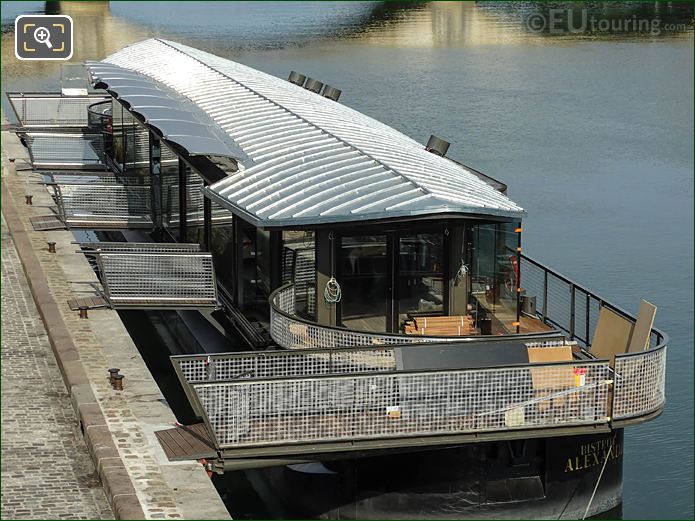 Bistrot Alexandre III River Seine floating restaurant bar