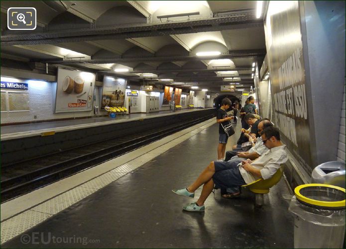 Paris Metro underground platform