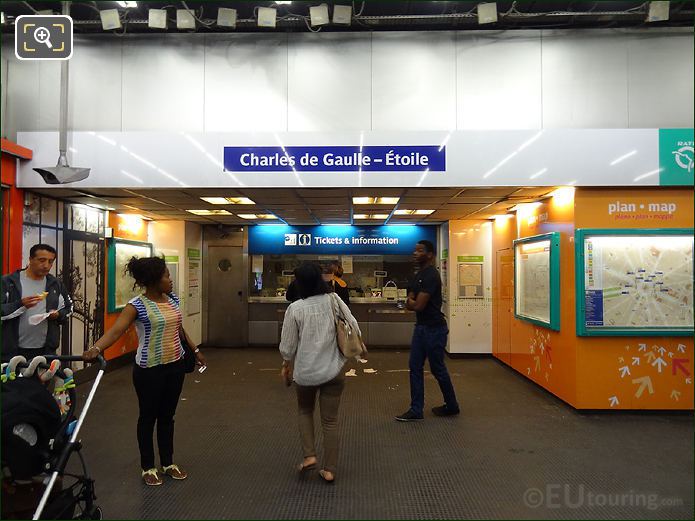 Charles de Gaulle Etoile Metro station