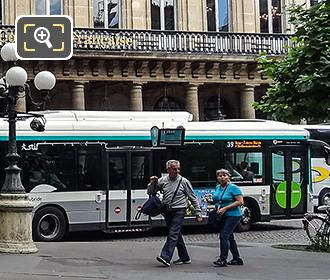 Paris Noctilien night bus stop Avenue de l'Opera