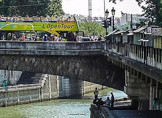 Petit-Pont Quai de Montebello