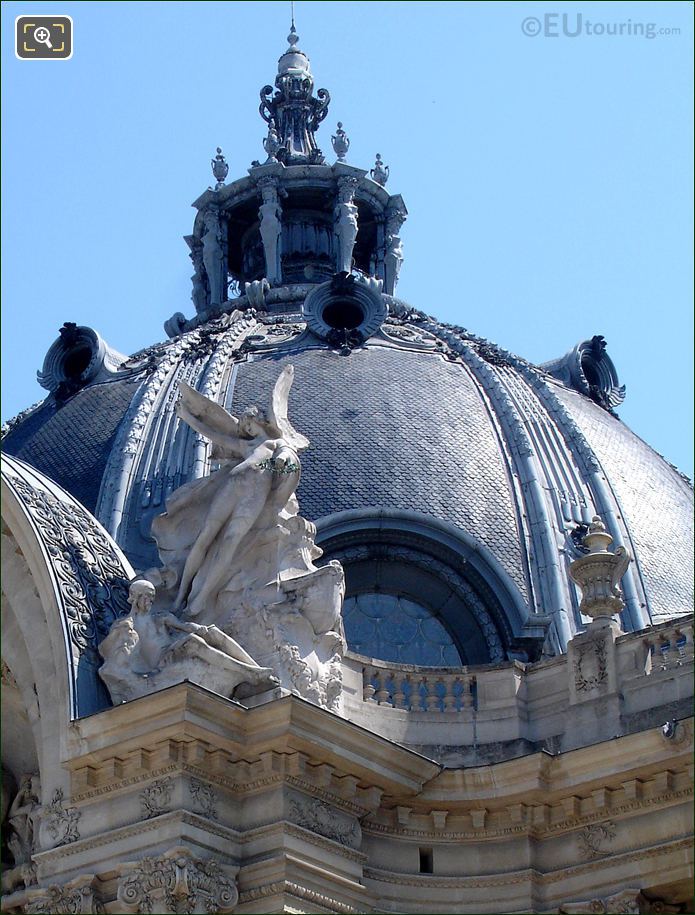 The entrance rotunda at Petit Palais