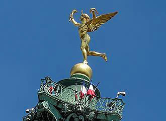 Place de la Bastille Spirit of freedom statue