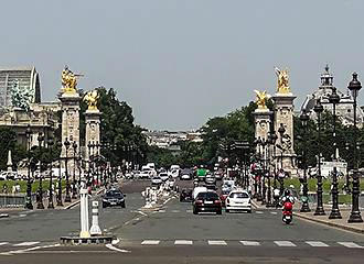 Southern side of Pont Alexandre III