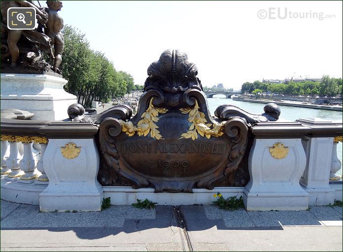 Pont Alexandre III commemoration placque