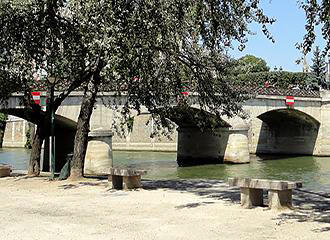 Pont de l'Archeveche on River Seine