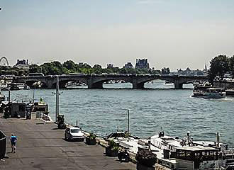 Pont de la Concorde western side