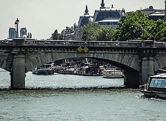 Pont de la Concorde peirs