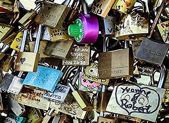 Love Locks on Pont des Arts