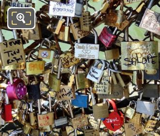 Love locks on the Pont des Arts