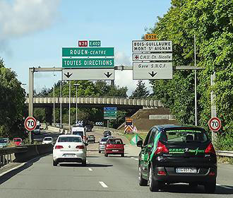 N28 road sign in France