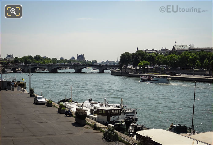 River Seine alongside Port de la Concorde