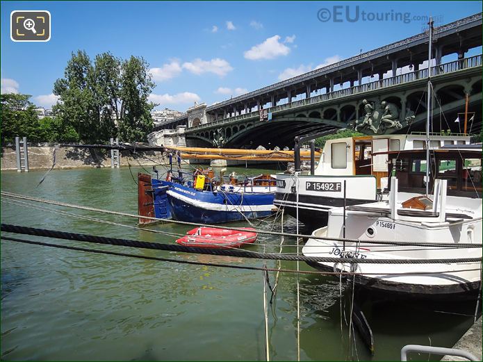 Vertrouwen-DZ yacht on River Seine Paris