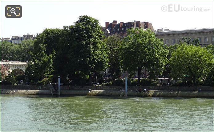 Square du Vert Galant viewed over River Seine