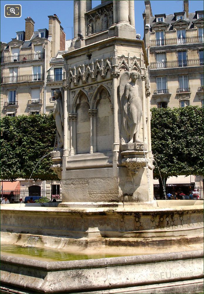 Fountain Archdiocese in Square Jean XXIII