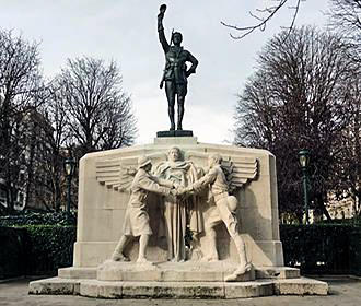 Square Thomas Jefferson monument