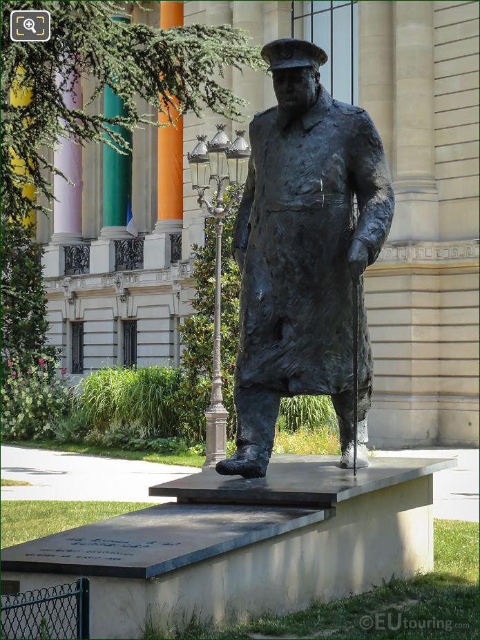 Bronze Winston Churchill statue Petit Palais in Paris