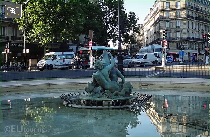 Fontaine du Bassin Soufflot statue at Place Edmond Rostand