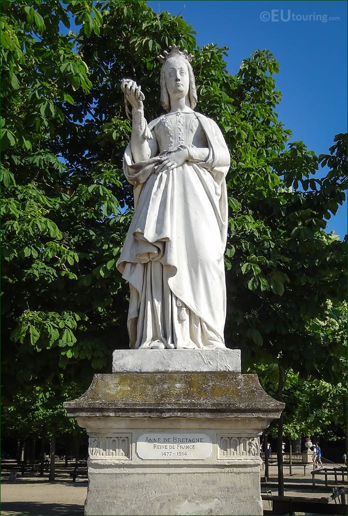 Luxembourg Gardens Anne de Bretagne statue