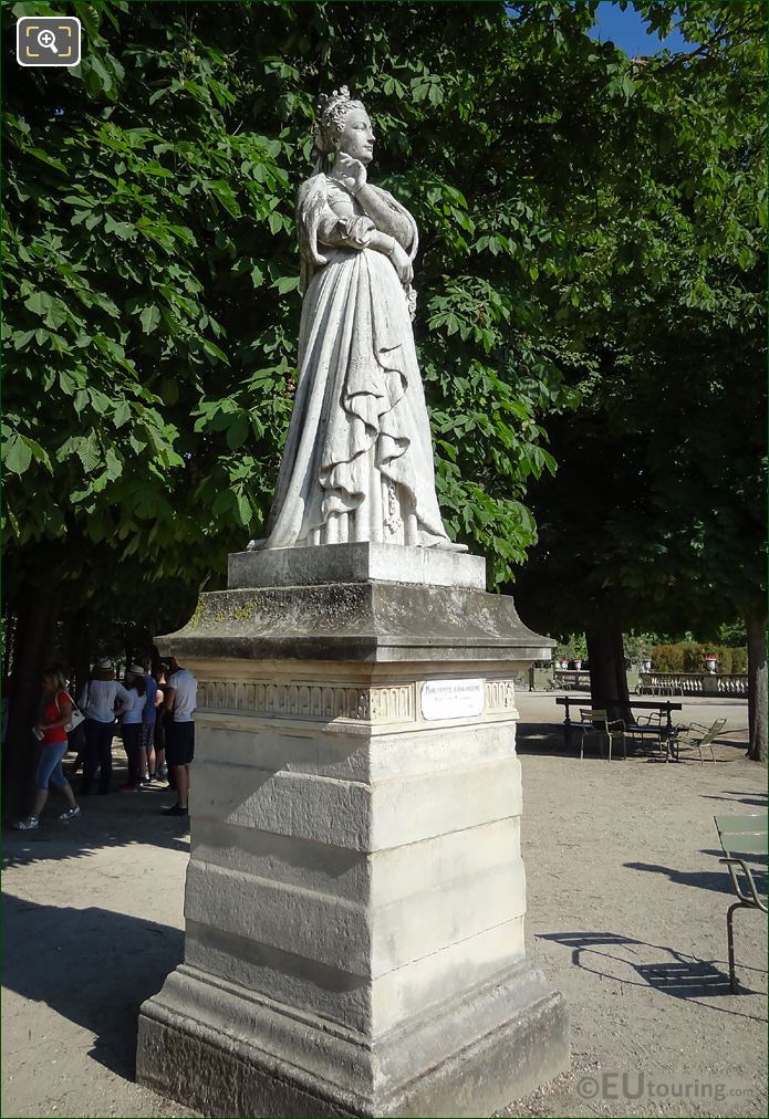 Luxembourg Gardens marble statue Marguerite d'Angouleme
