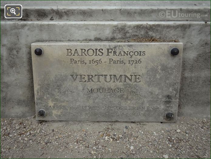 Information plaque on Vertumne statue