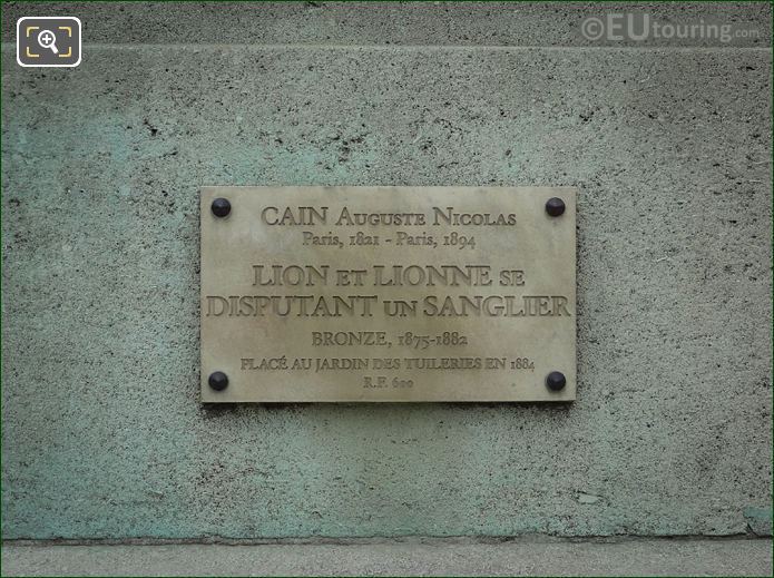 Info plaque on Lion et Lionne se Disputant un Sanglier statue