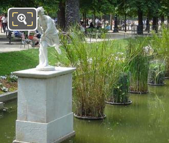 Hippomene statue Jardin des Tuileries