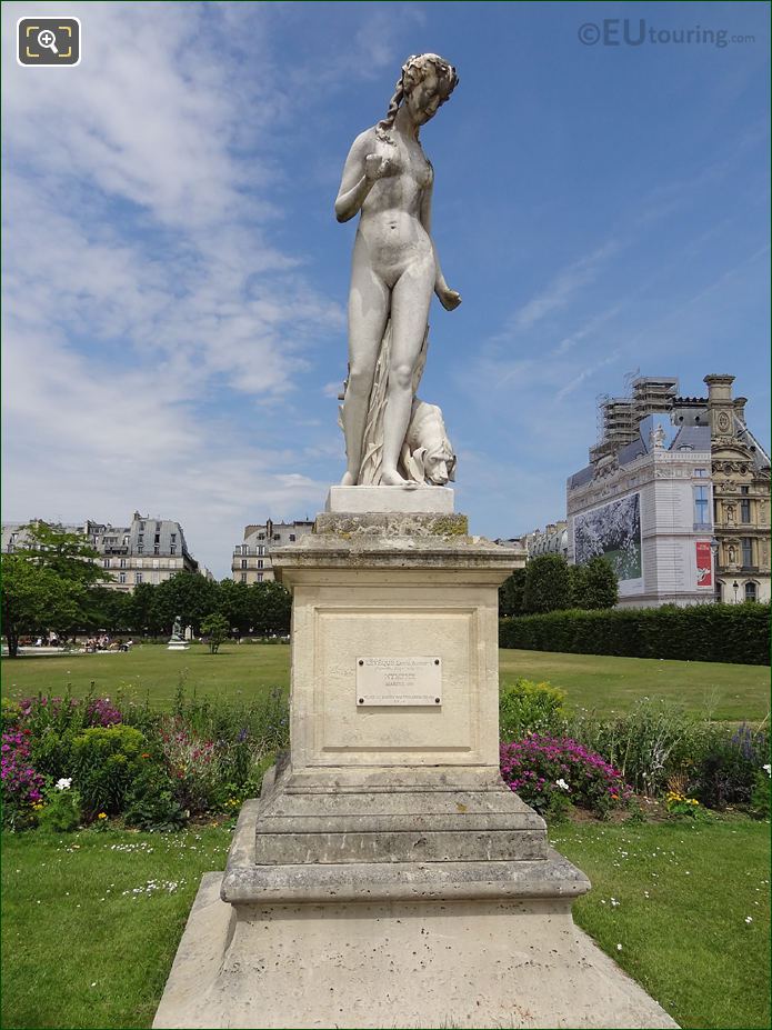 The marble Nymphe statue inside Jardin des Tuileries