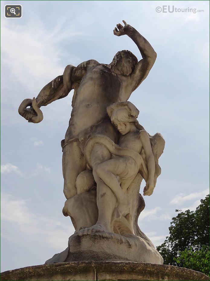 Front of L'Homme et sa Misere ou la Misere statue