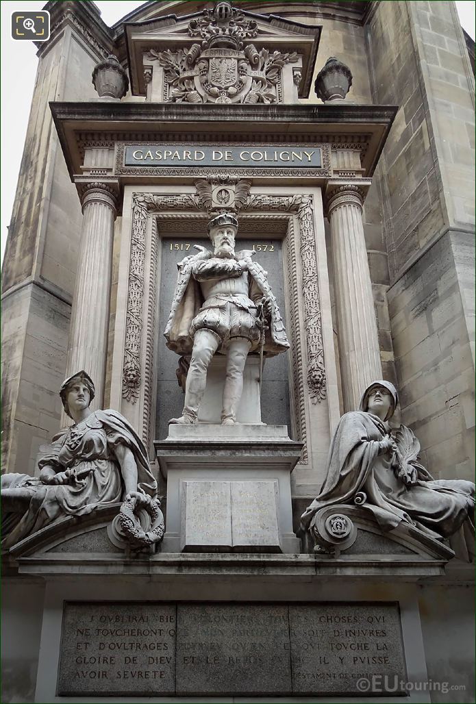 l'Amiral Gaspard de Coligny monument in Paris
