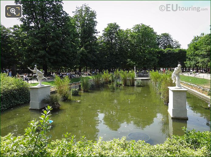 South pond in Jardin des Tuileries with Daphne statue