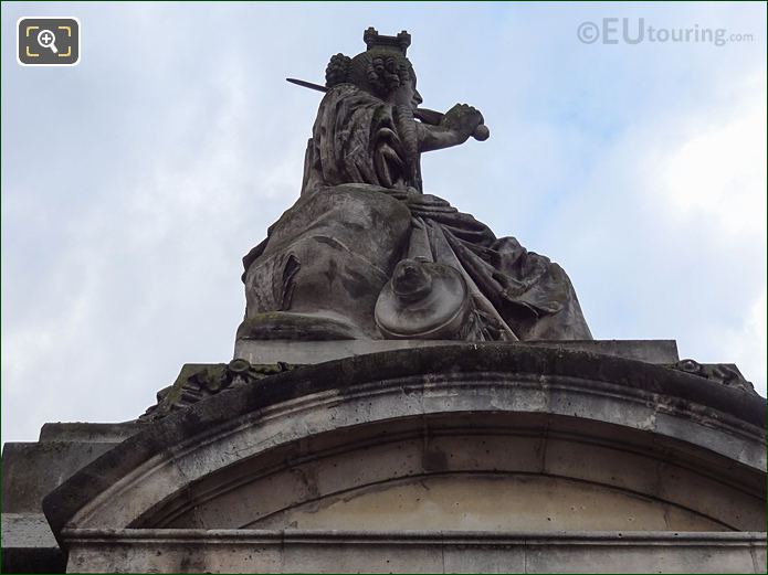 Place de la Concorde statue of Lille in 8th Arrondissement