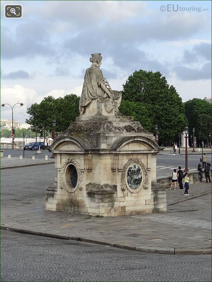 La Ville de Marseille statue in Paris