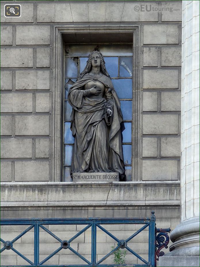 Saint Marguerite d'Ecosse statue Eglise de la Madeleine, Paris
