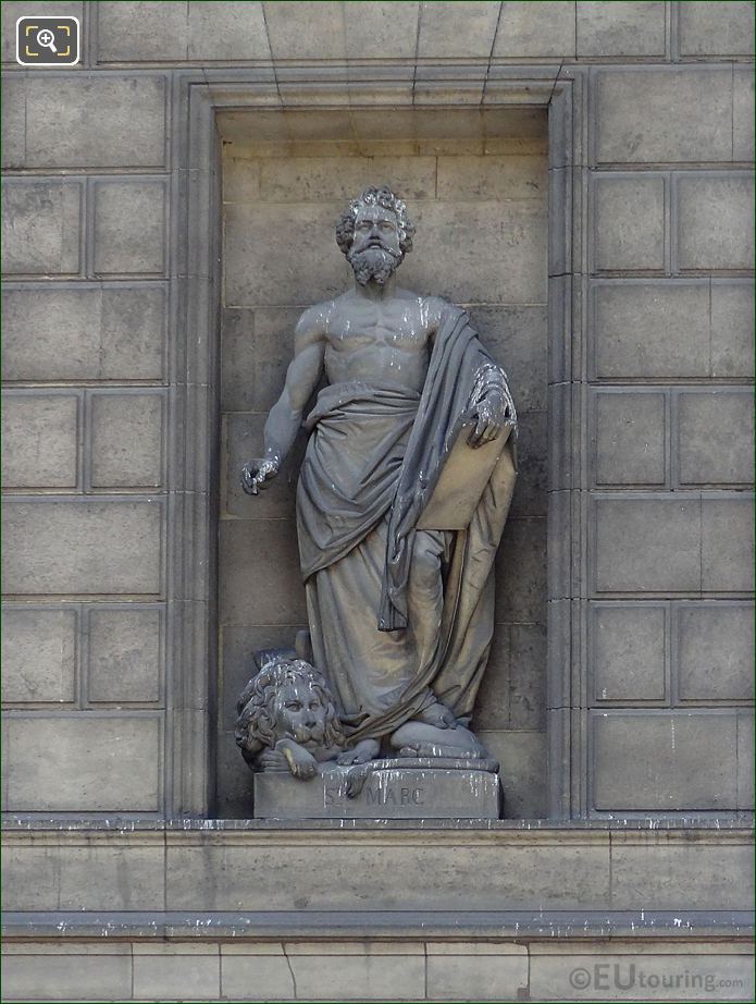 Saint Marc statue on Eglise de la Madeleine North facade
