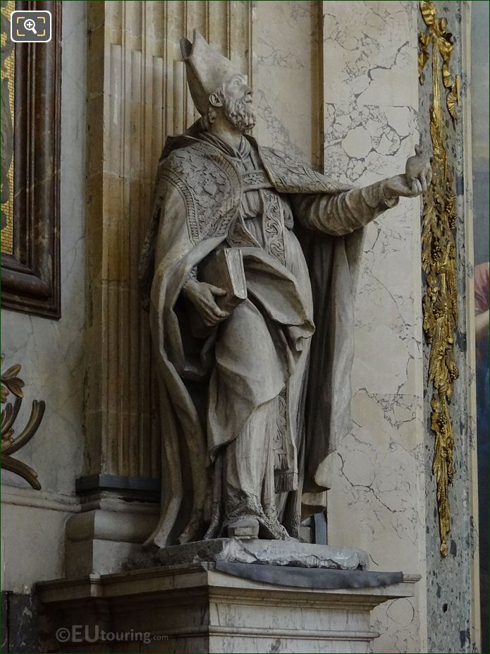 Historical Bishop statue, Eglise Saint-Roch, Paris