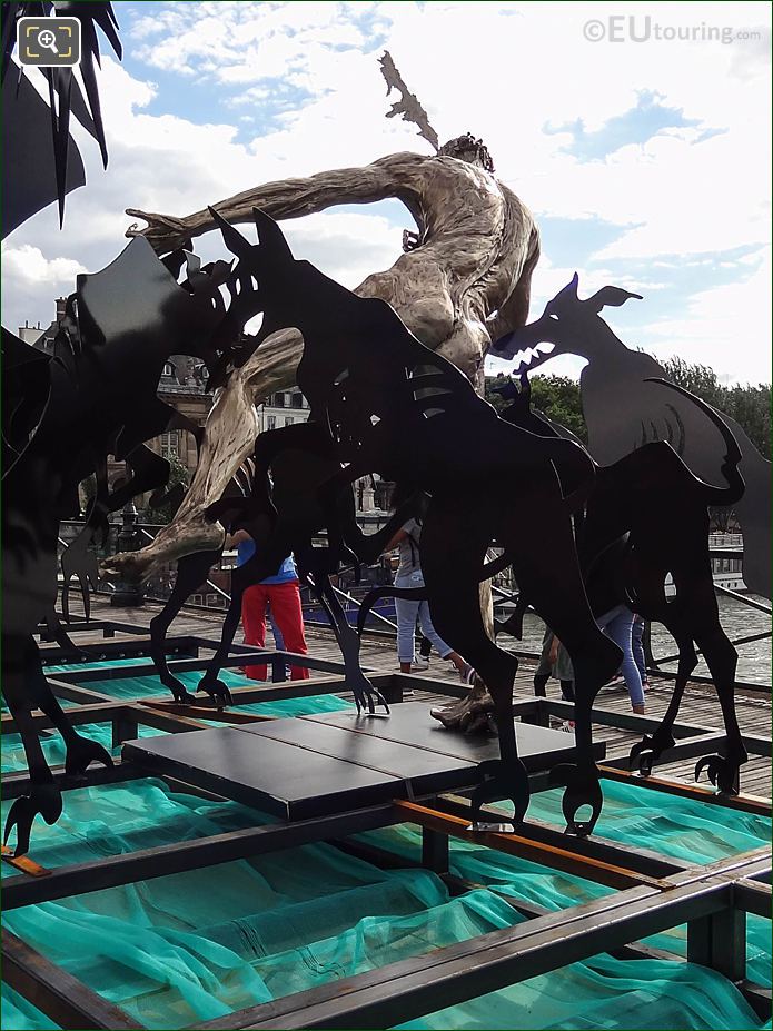 Black hounds attacking Acteon sculpture group