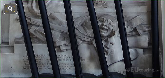 Pedestal inscription on Monument to Aux Comediens Morts Pour La France