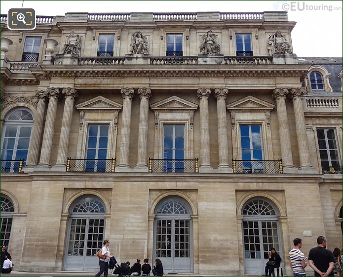 Palais Royal North facade with allegorical L'Agriculture statue