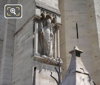 Notre Dames Bishop statue on southern side