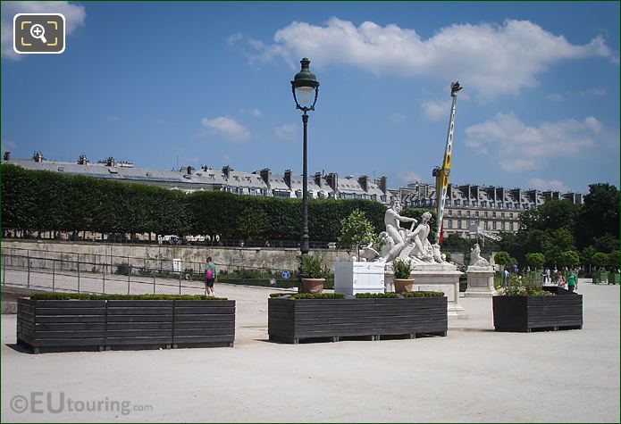 Fer a Cheval with La Seine et la Marne Statue