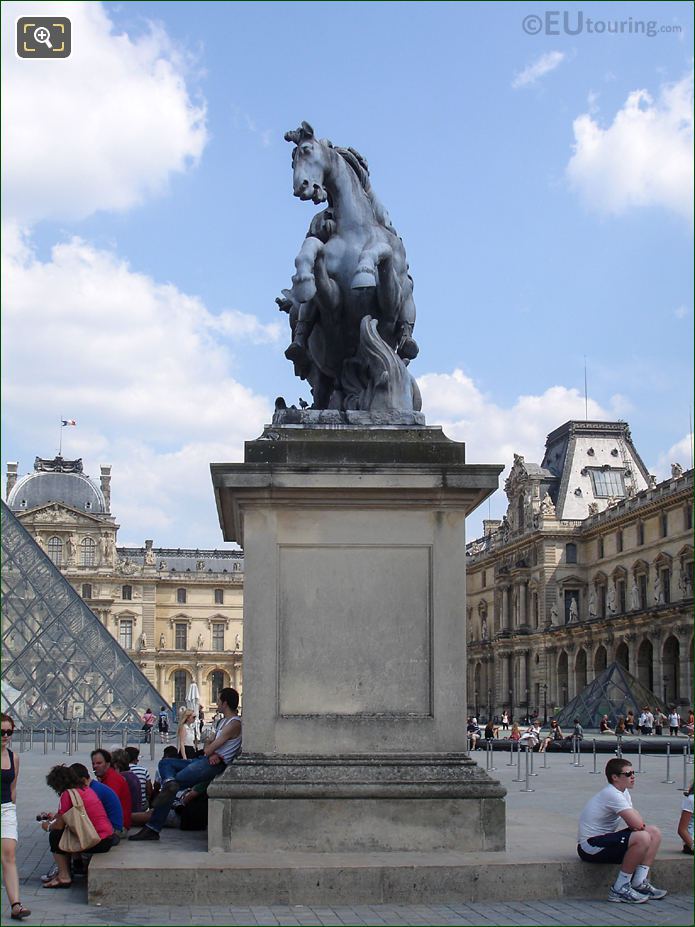 Front of King Louis XIV equestrian statue
