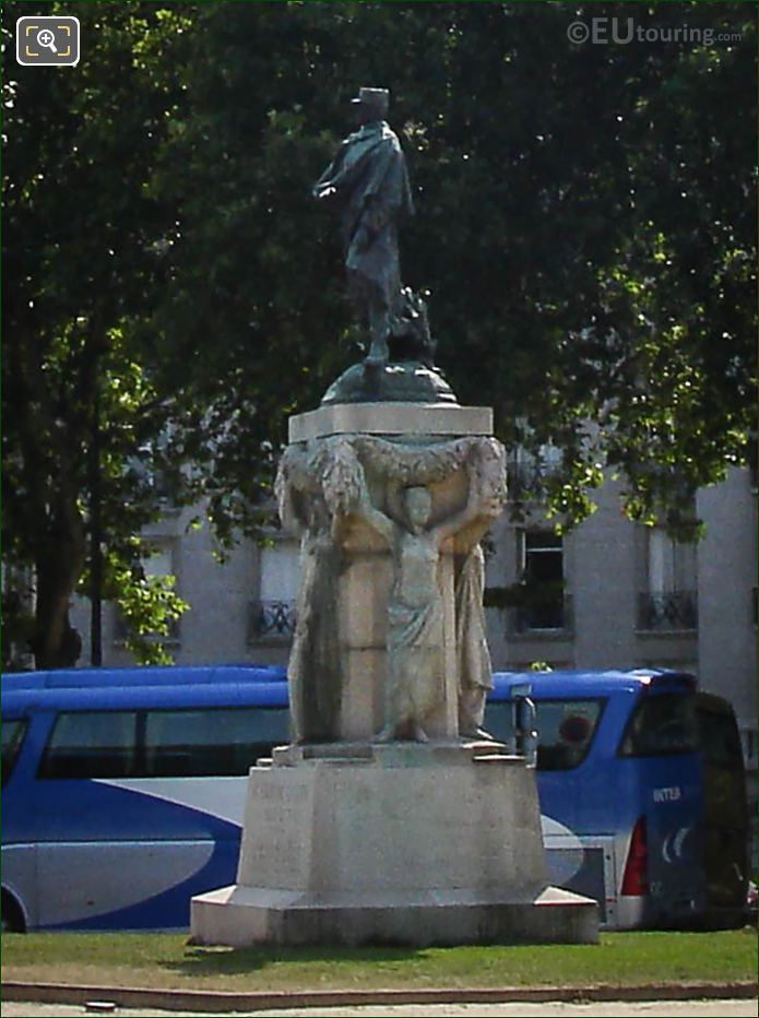 Place Vauban and Monument du Marechal Gallieni in Paris